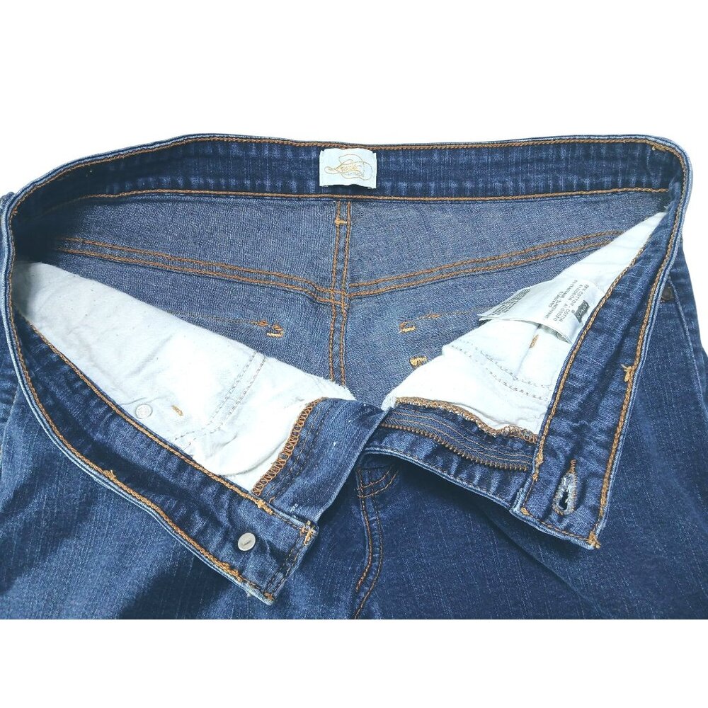 Levis Womens Denim Blue Jean Stretch Shorts Size 16 Flap Back Pockets Bermuda - Picture 12 of 15